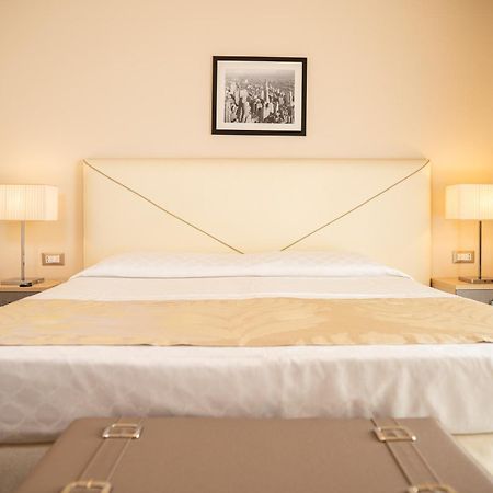 Hotel Ariston Molino Buja Abano Terme Rum bild