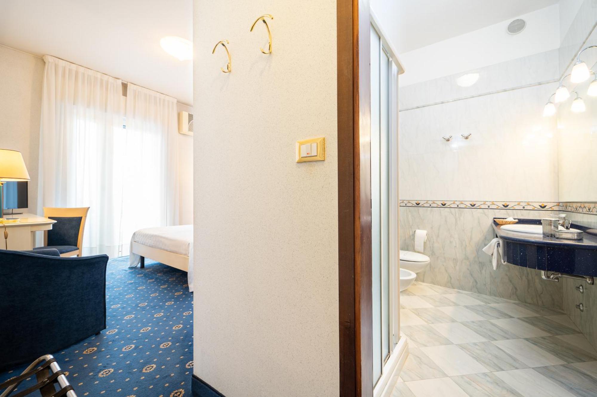 Hotel Ariston Molino Buja Abano Terme Rum bild