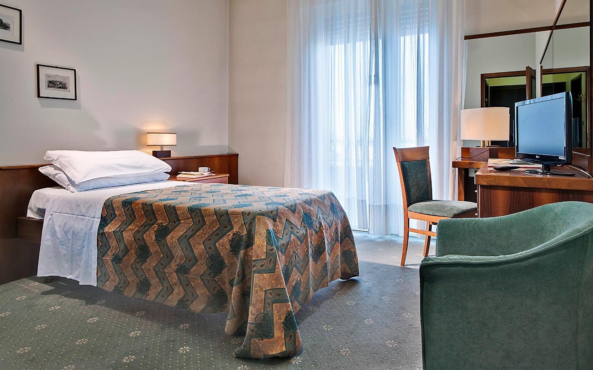 Hotel Ariston Molino Buja Abano Terme Rum bild