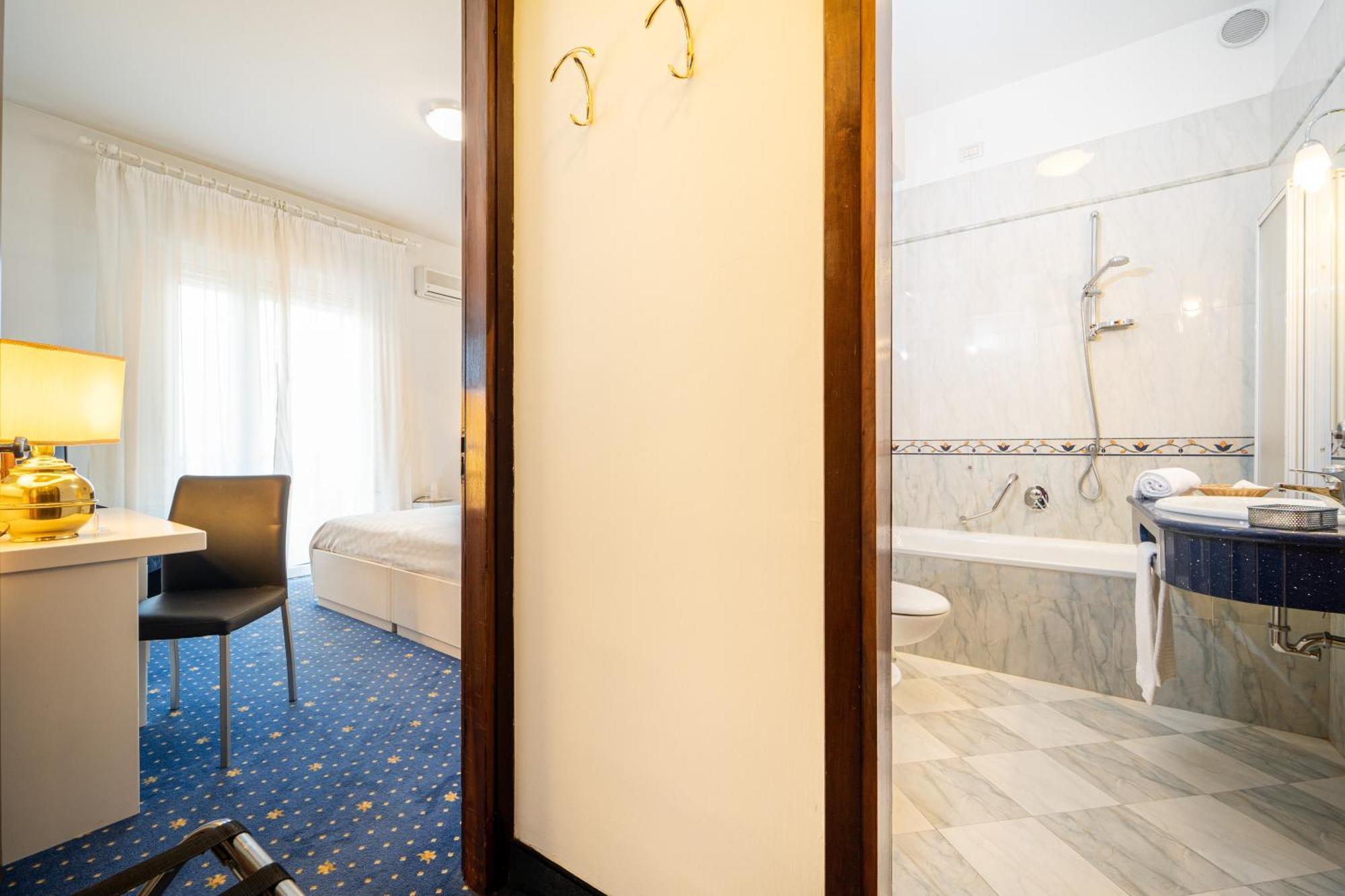 Hotel Ariston Molino Buja Abano Terme Rum bild